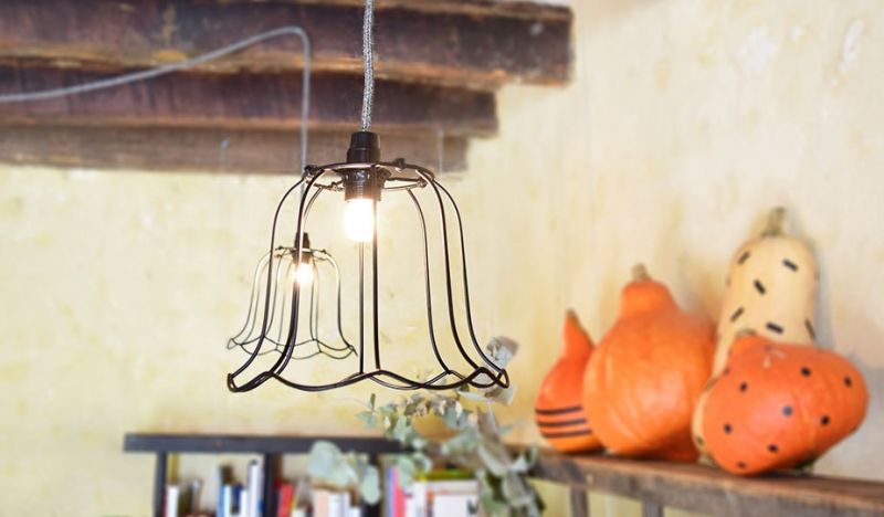 Comment fabriquer une suspension avec une carcasse d'abat-jour