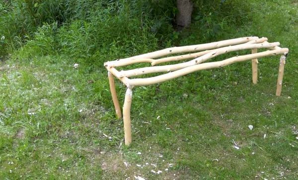 Tuto : Fabriquez un banc pour camper au fond de votre jardin