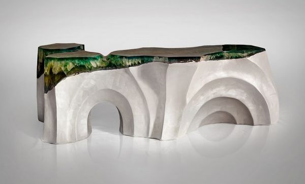 Des meubles design inspirés des falaises d'Étretat et des plages des Maldives