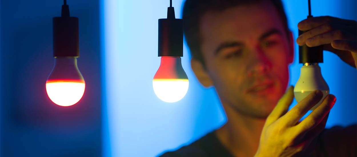 Heelight, l'ampoule qui réagit aux sons et se transforme en bougie
