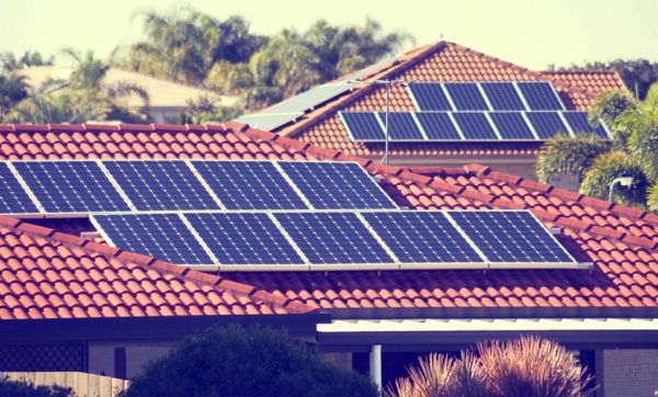 Ce site vous dévoile le potentiel solaire de votre toiture