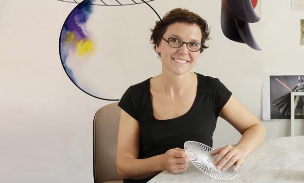 Découvrez Constance Guisset en 8 objets emblématiques