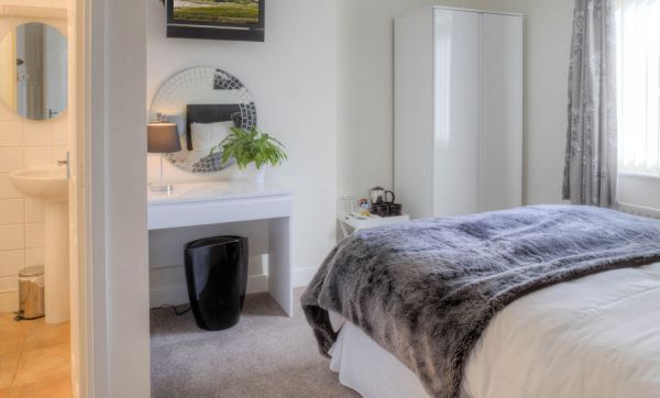 Comment rénover une salle de bains dans un petit studio ?