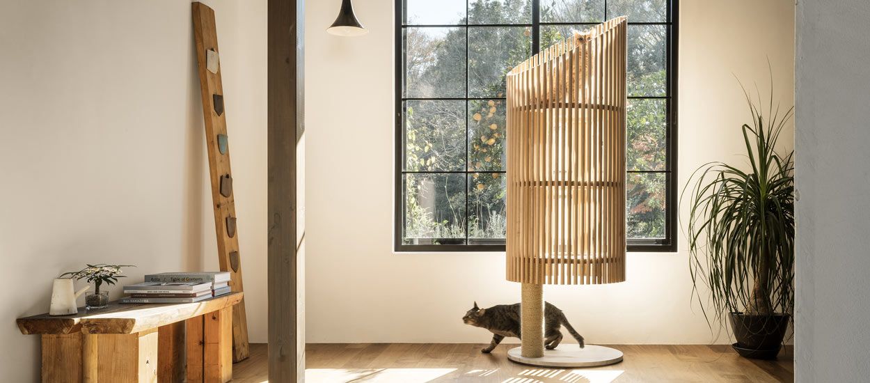 Un arbre à chat design et minimaliste tout droit venu du Japon