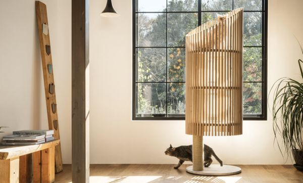 Un arbre à chat design et minimaliste tout droit venu du Japon