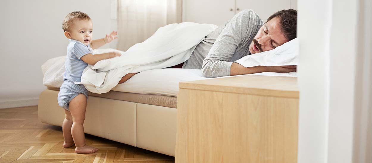 10 idées pour faire la grasse matinée quand on est parent