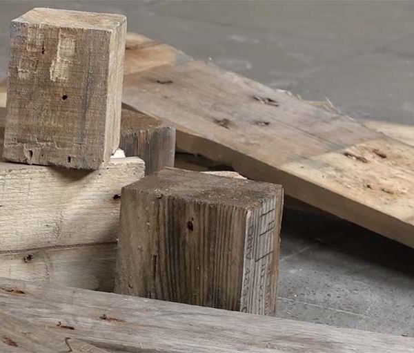 DIY :  Comment démanteler une palette pour fabriquer vos propres meubles récup'