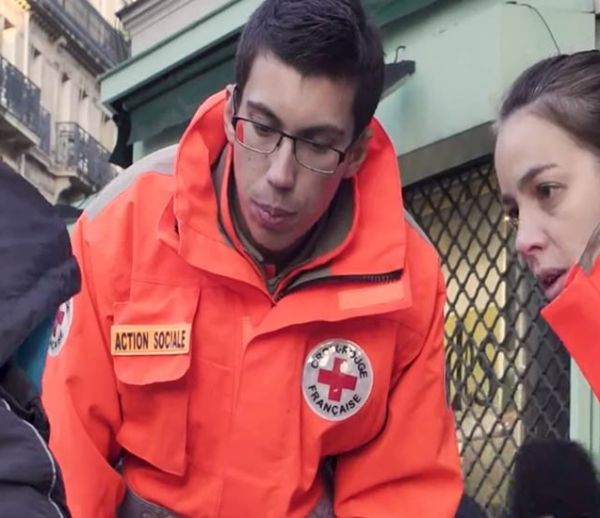 30 euros pour offrir un sac de couchage à un SDF : la nouvelle campagne de la Croix-Rouge