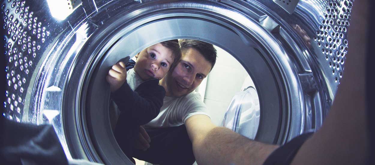Combien de temps peut-on laisser ses vêtements mouillés dans la machine avant qu'ils ne sentent mauvais ?