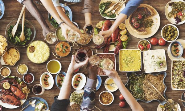 La France championne du monde du temps passé à table ! Êtes-vous dans la moyenne ?