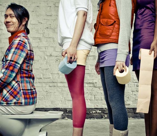 pourquoi n'y-a-t-il pas de verrous aux toilettes en Angleterre ?