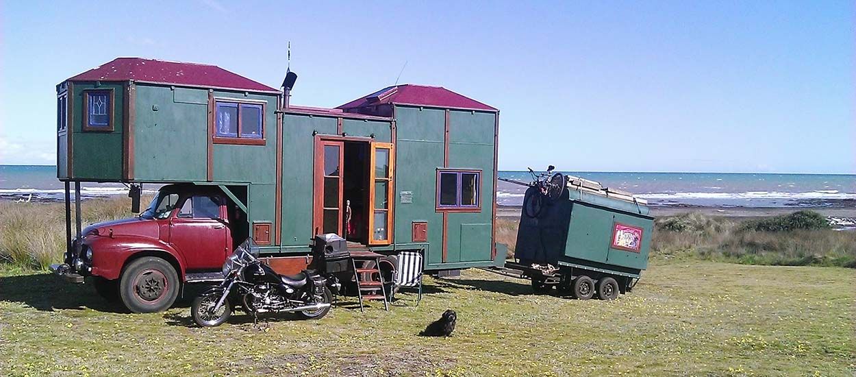 Vacances toute l'année : Il sillonne la Nouvelle-Zélande avec cet étonnant house truck