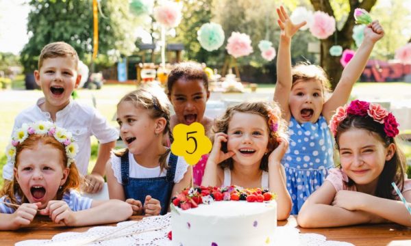 15 activités d'extérieur originales pour un anniversaire inoubliable