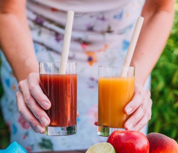 8 alternatives aux pailles en plastique pour se désaltérer en mode zéro déchet