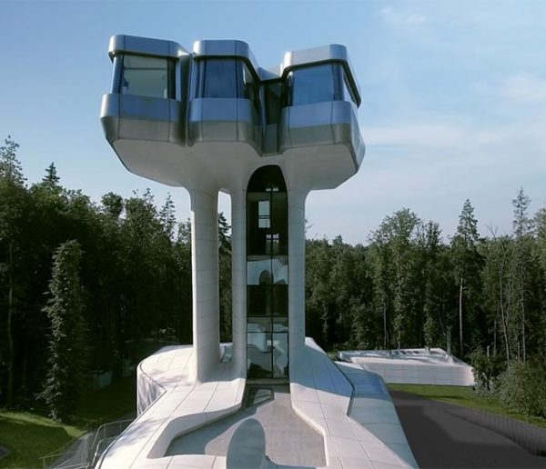 La seule maison construite par l'extravagante architecte Zaha Hadid enfin dévoilée