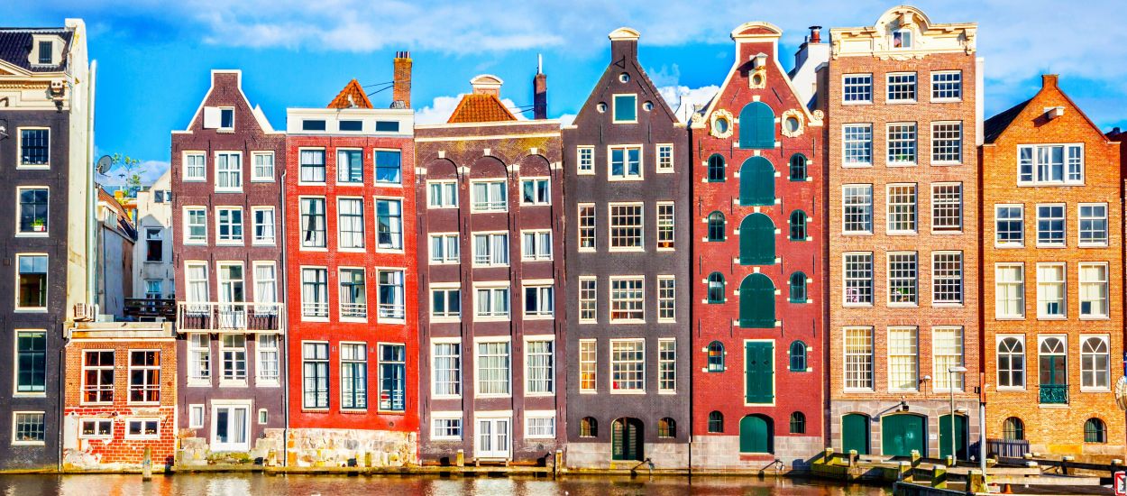 Pourquoi toutes les maisons d'Amsterdam penchent et autres questions fondamentales