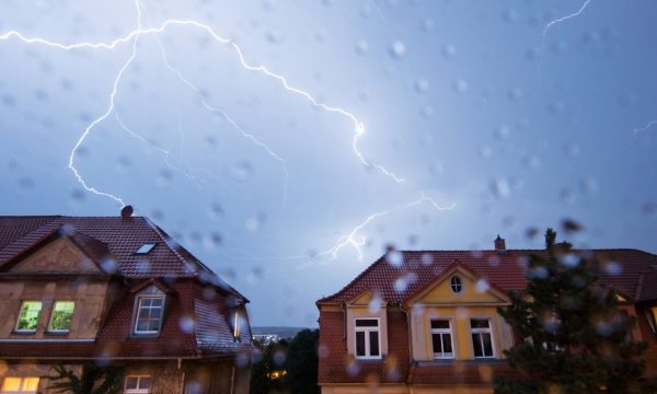 Orages : ce que vous devez absolument savoir pour être en sécurité chez vous