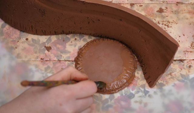 Fabriquer un pot de fleur en argile en 30 minutes seulement