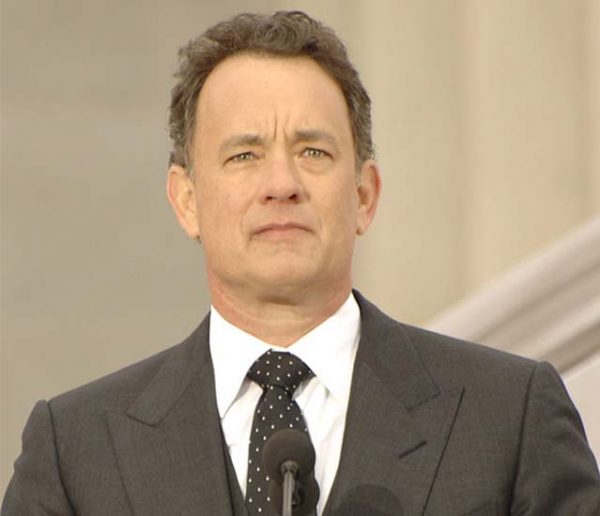 Tom Hanks vend ses meubles aux enchères : découvrez ses goûts en matière de déco !