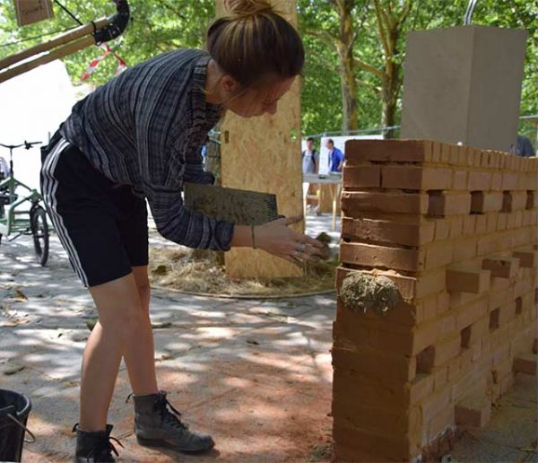 Les Bâtisseuses : ce collectif formidable replace les femmes au cœur de la construction écologique