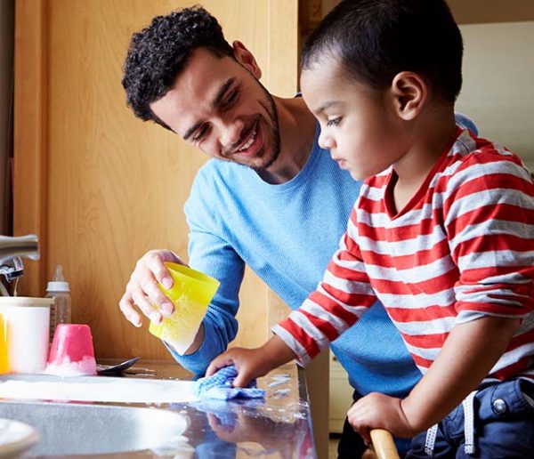 Tuto zéro déchet : recette pour confectionner votre liquide vaisselle bio et écolo