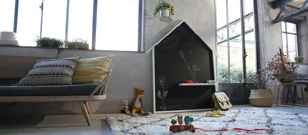 Tuto : Fabriquez un tableau noir en forme de maisonnette pour vos enfants