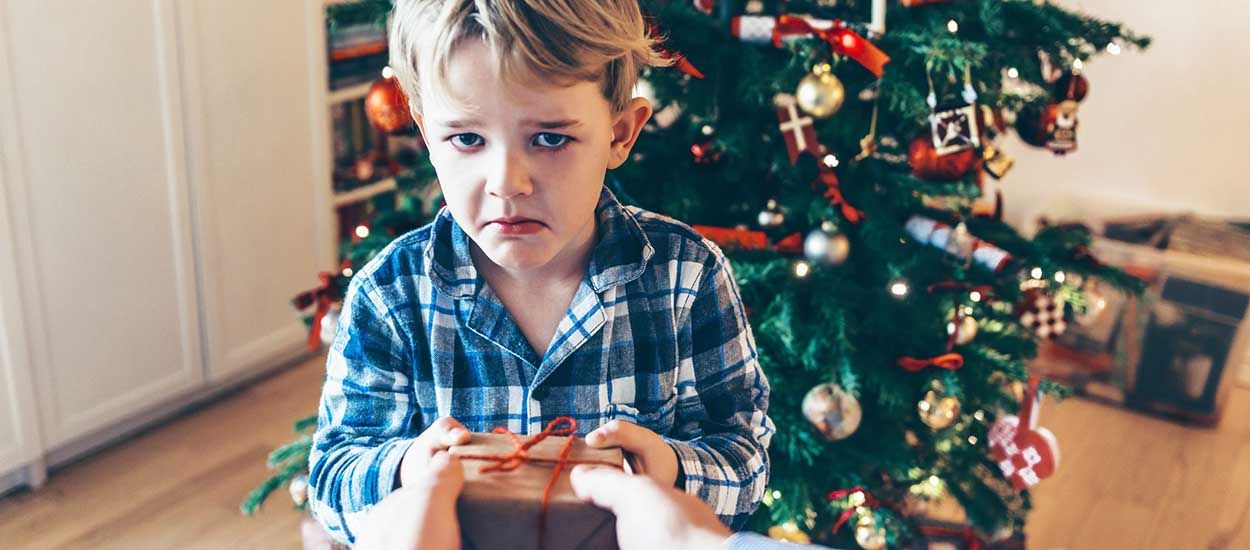 Que faire de vos cadeaux de Noël moches (à part les revendre) ?