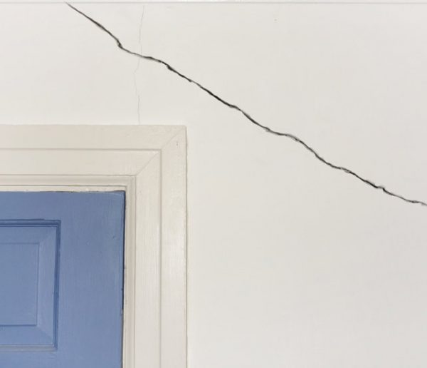 Comment savoir si cette fissure sur votre maison est vraiment dangereuse ?