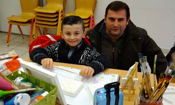 Un enfant de dix ans a trouvé une idée originale pour aider les personnes sans-abri