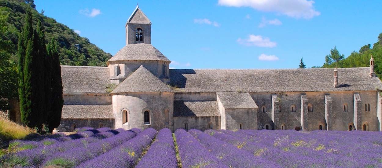 Stéphane Bern annonce les 18 premiers monuments sélectionnés pour le prochain loto du Patrimoine