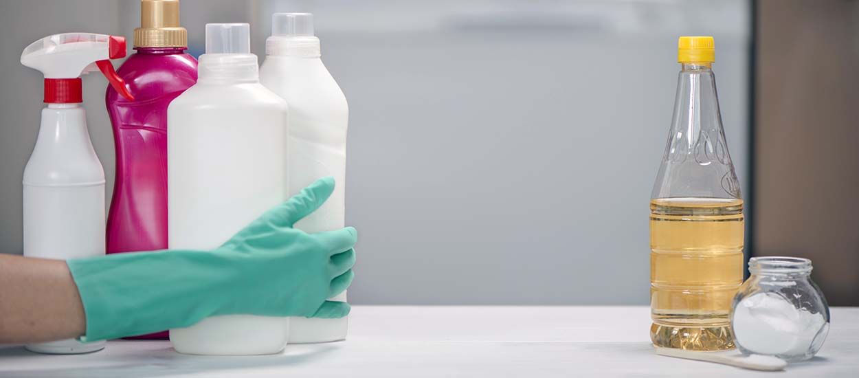 60 millions de consommateurs alerte sur les produits ménagers toxiques : que faut-il utiliser ?