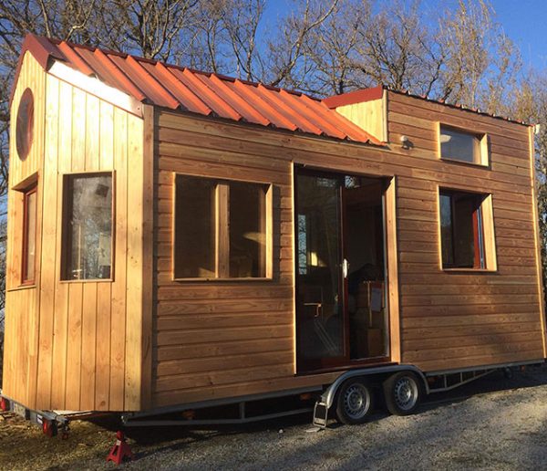 Camille, 29 ans, a mis trois mois pour construire la tiny house de ses rêves