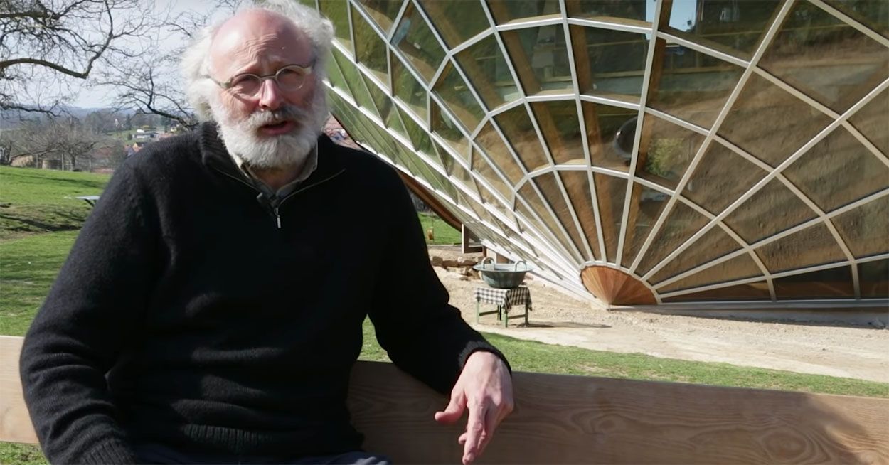 Cet Alsacien a créé l'héliodome : une maison écologique où il fait 20 degrés toute l'année