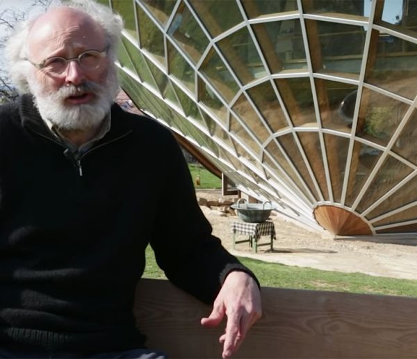 Cet Alsacien a créé l'héliodome : une maison écologique où il fait 20 degrés toute l'année