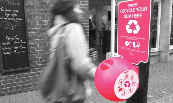 Cette entreprise recycle les chewing-gums usagés et fait des choses incroyables avec