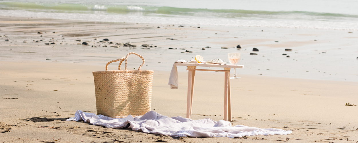 Tuto : Fabriquez une table de plage facile à transporter !