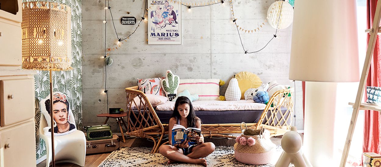 Cette passionnée de brocante a transformé sa maison en boutique avec les meubles qu'elle rénove