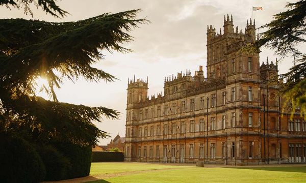 Le château emblématique de la série Downton Abbey est à louer le temps d'une nuit