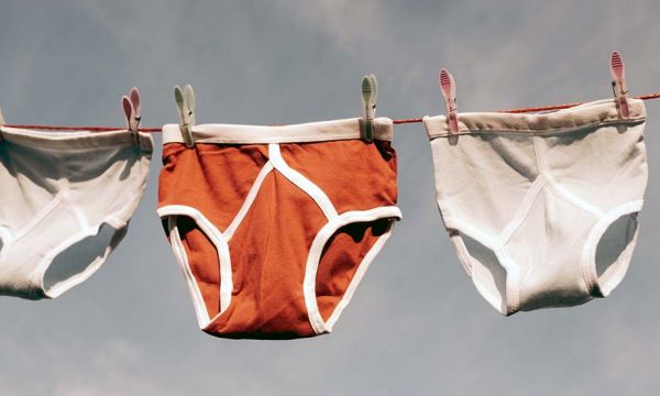 Comment éviter que la lessive maison ne transforme le blanc en gris ?