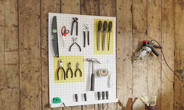 Tuto : Réalisez un panneau mural pour ranger vos outils