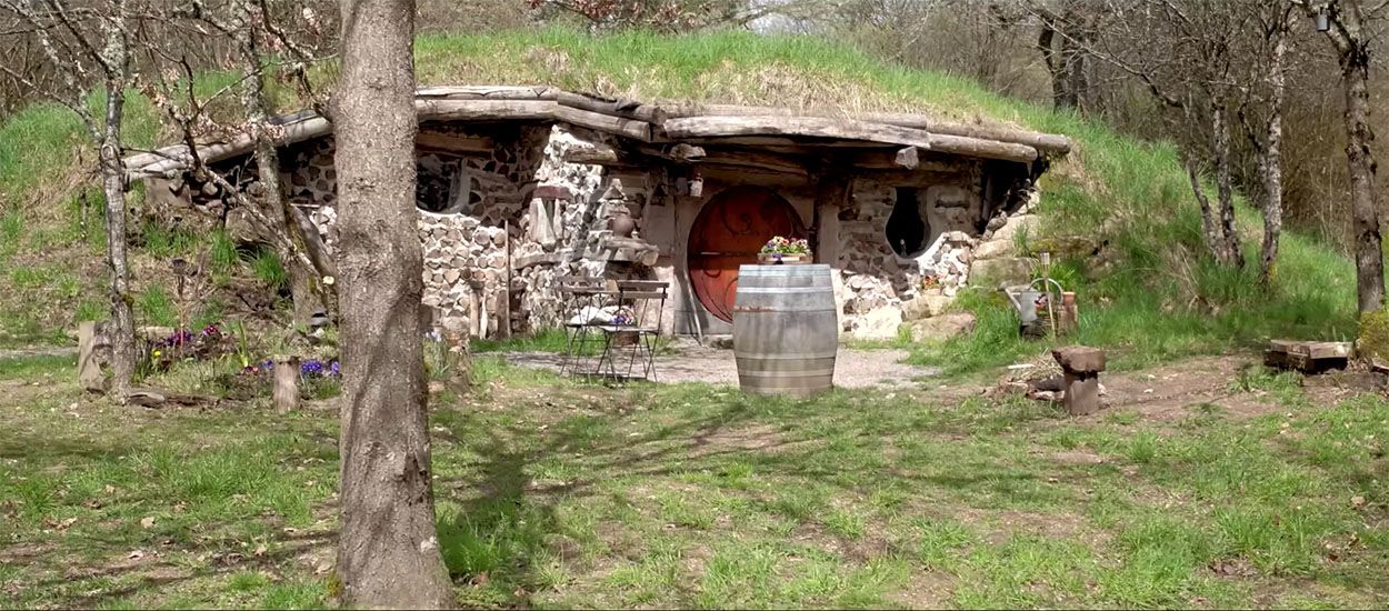 En Bourgogne, vivez comme des hobbits dans un village Seigneur des Anneaux !