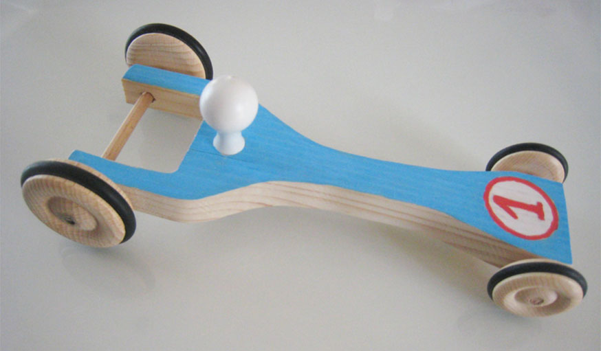 petite voiture de course enfant DIY