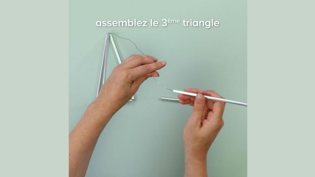 Tuto pour réaliser une étoile en Himmeli étape 11