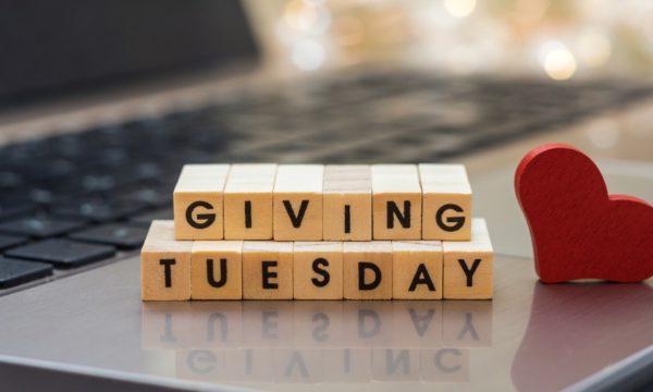 Après le Black Friday, vous pouvez faire un don à une association pour le Giving Tuesday