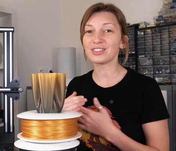 Heliox, la makeuse passionnée d'impression 3D et d'électronique
