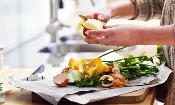 Ménage écolo : 5 astuces avec vos épluchures de fruits et légumes