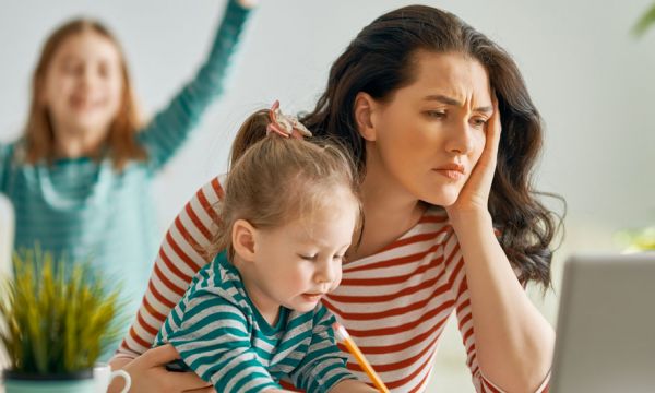 Comment libérer les femmes de la charge mentale ? Les solutions pratiques d'une psychiatre