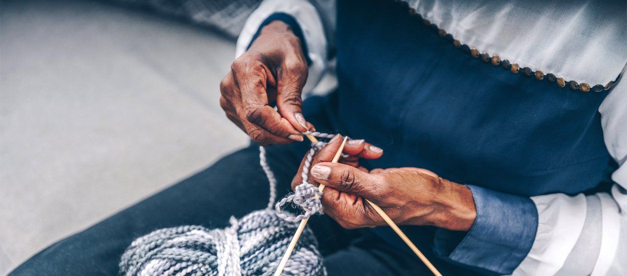 Sur Skype, les seniors partagent leurs talents  avec des visioconférences