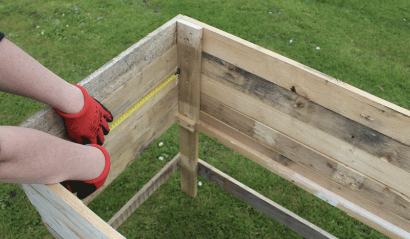 Tuto jardinage : un potager carré pour faire pousser fruits et légumes