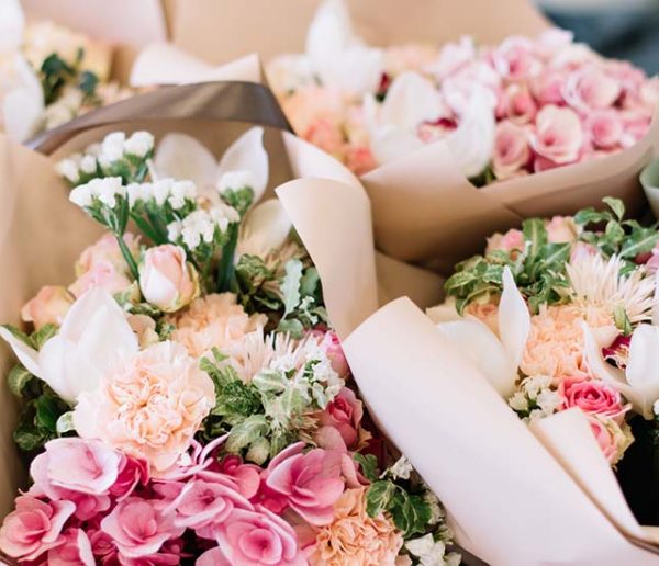 Bouquets : 8 fleurs de saison à offrir au début de l'été